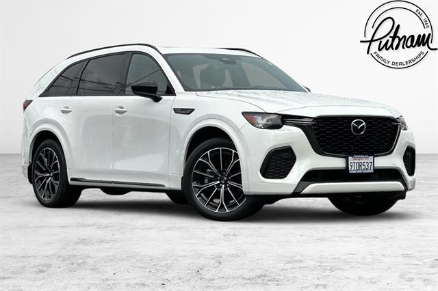 2025 Mazda CX-70 Premium Plus Package's photo