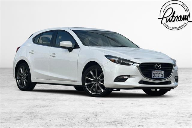 2018 Mazda Mazda3 Grand Touring's photo