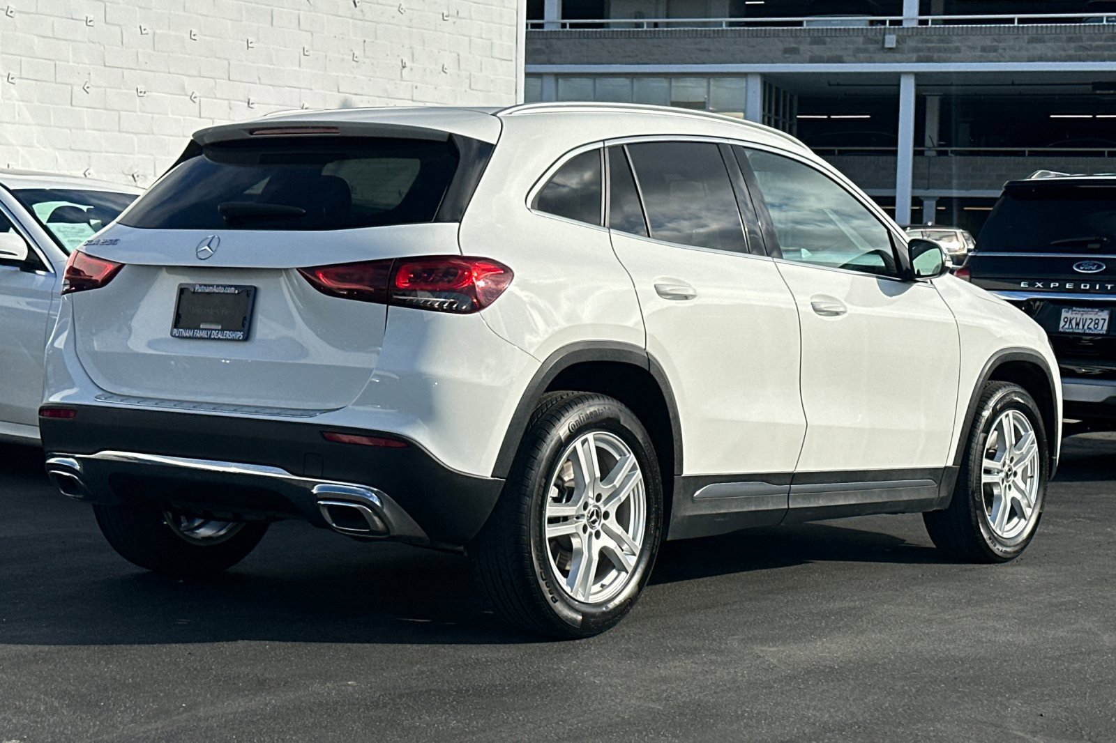 2023 Mercedes Benz GLA 250 photo 3