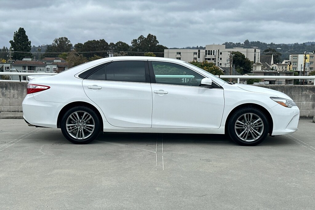 Certified 2016 Toyota Camry SE Sedan