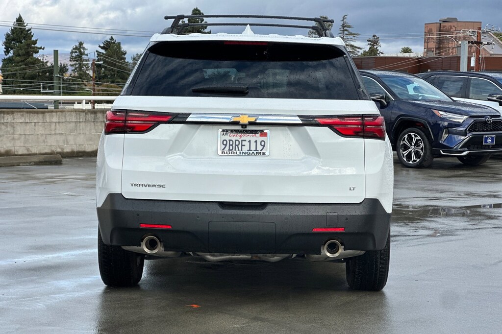 Used 2022 Chevrolet Traverse LT Leather FWD LT Leather