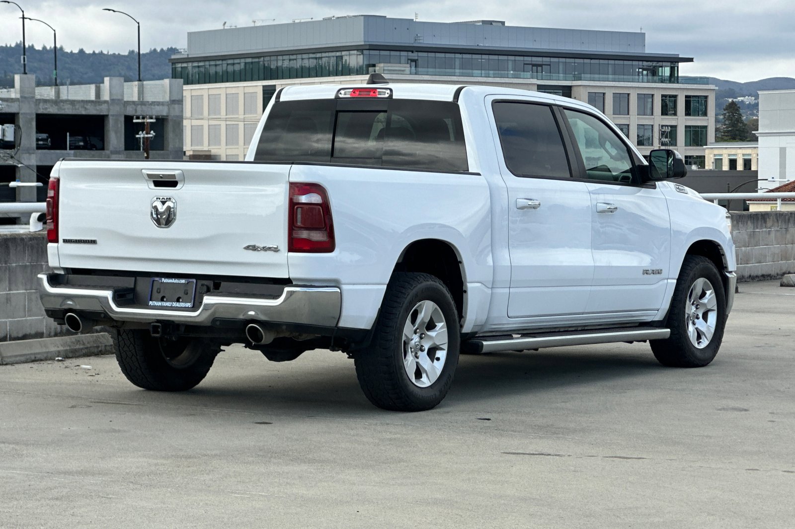 2020 Ram 1500 Big Horn photo 3