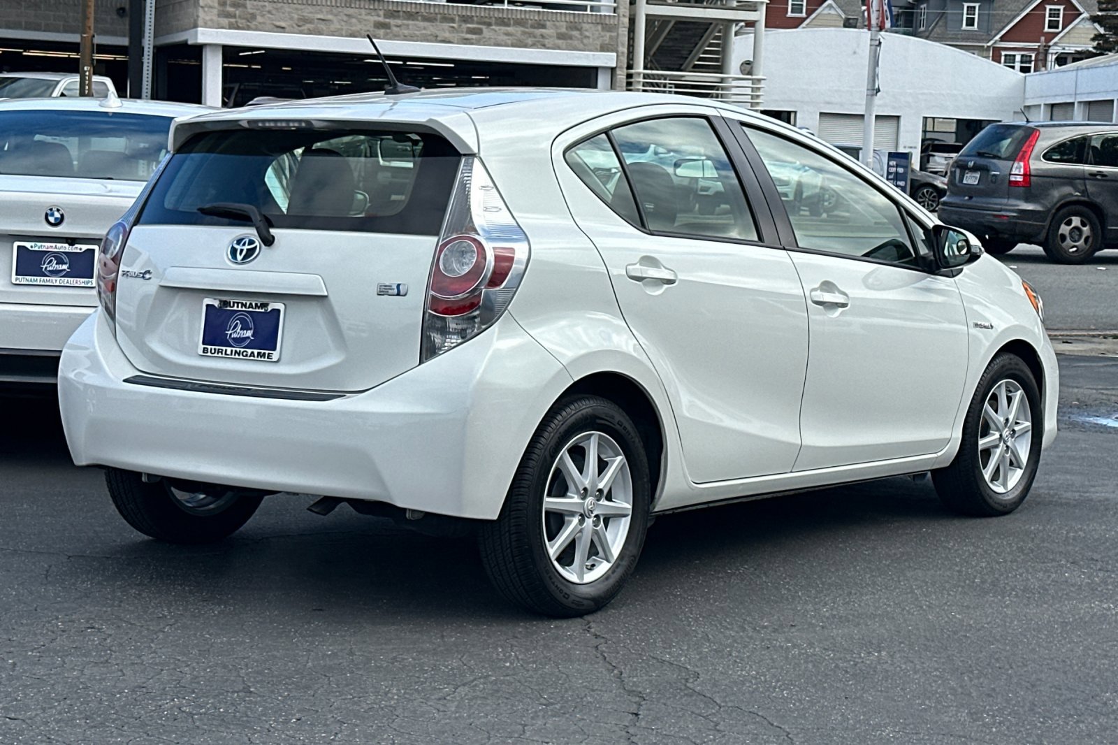 2014 Toyota Prius C Four photo 2