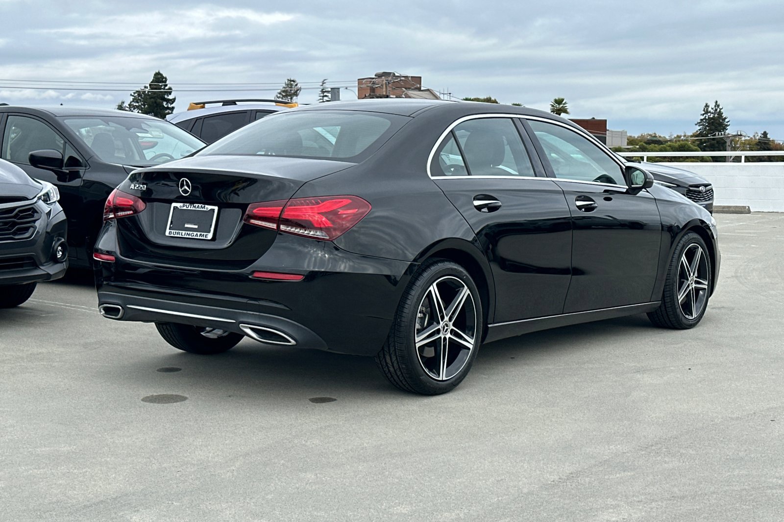 2022 Mercedes Benz A 220 photo 3