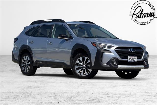 2024 Subaru Outback Limited's photo