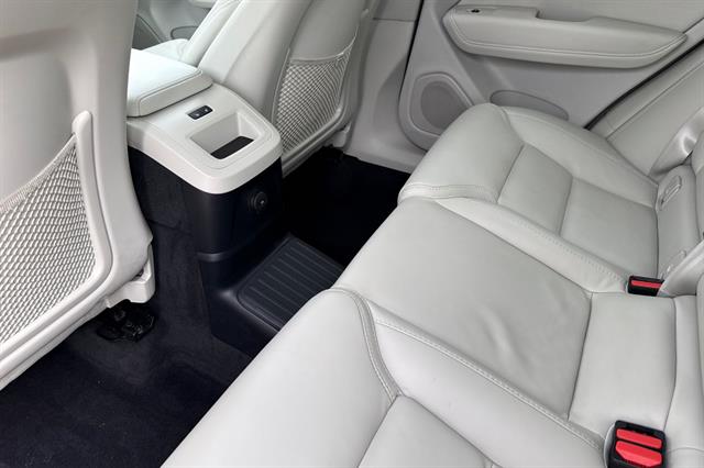 2023 Volvo XC60 Ultimate - Photo 12