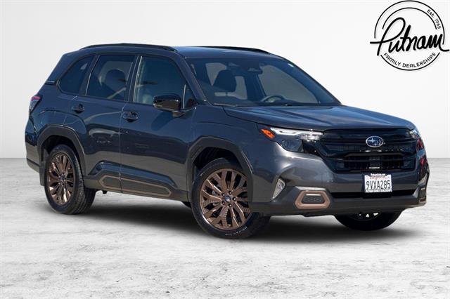 2025 Subaru Forester Sport's photo