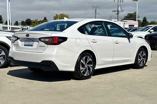 2025 Subaru Legacy Premium photo 3