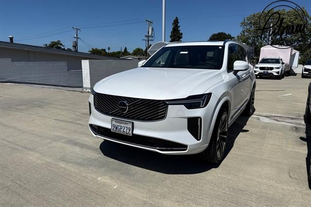 2026 Volvo XC90 B5 Plus Bright 4WD's photo