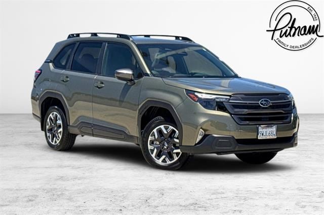 2026 Subaru Forester Premium's photo