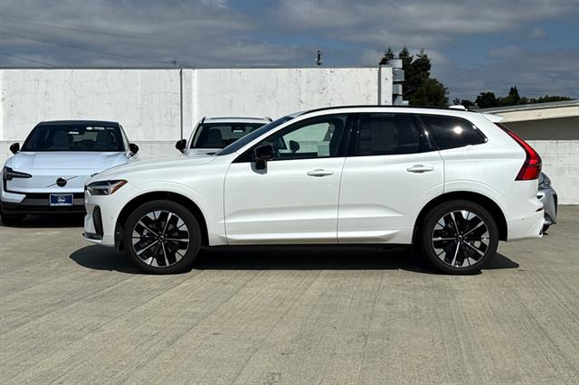 2026 Volvo XC60 Plus - Photo 6