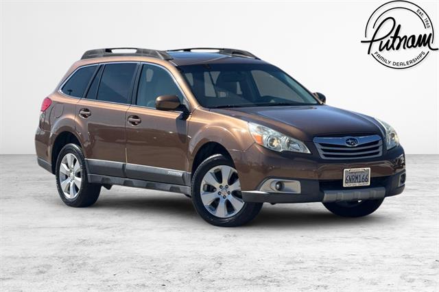 2011 Subaru Outback 2.5i Limited CVT PZEV's photo