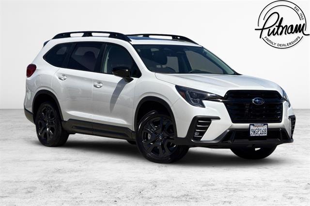 2025 Subaru Ascent Onyx Edition-Premium 7 Passenger's photo