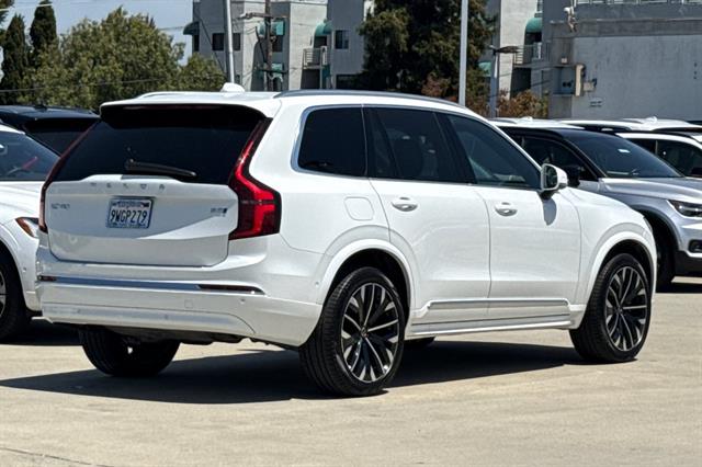 2026 Volvo XC90 Plus - Photo 3