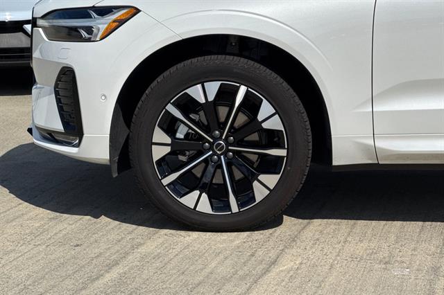 2026 Volvo XC60 Plus - Photo 29