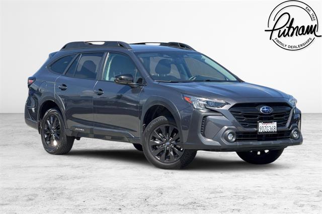 2023 Subaru Outback Onyx Edition's photo