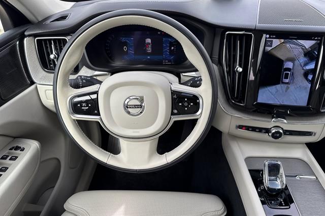 2023 Volvo XC60 Ultimate - Photo 14