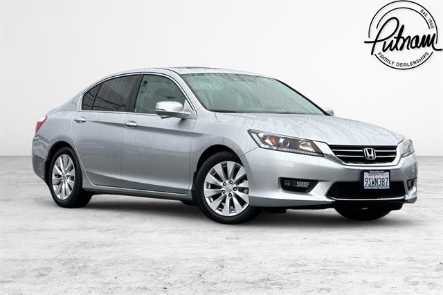 2015 Honda Accord EX-L's photo