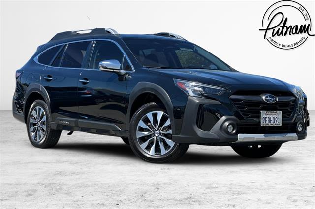 2023 Subaru Outback Touring XT's photo