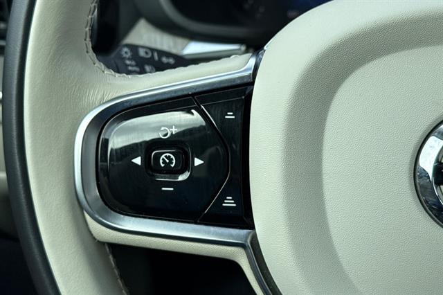 2023 Volvo XC60 Ultimate - Photo 27