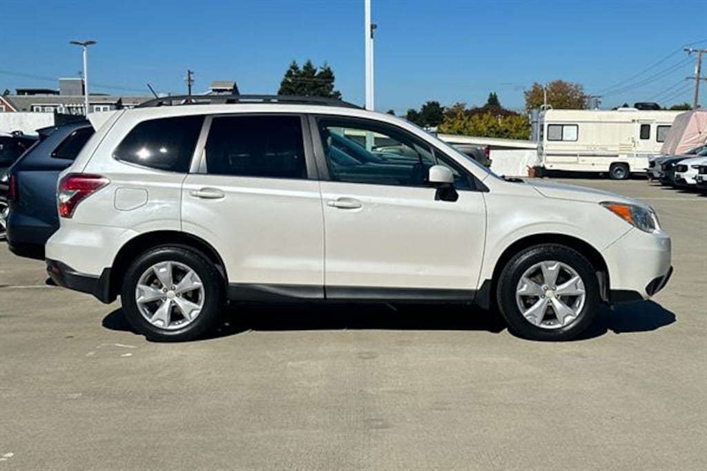 Used 2014 Subaru Forester 2.5i Limited