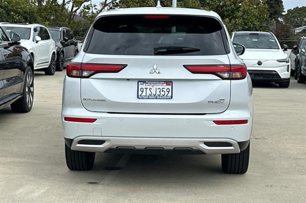 Used 2023 Mitsubishi Outlander Phev SE