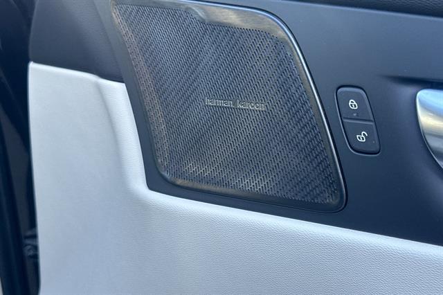 2023 Volvo XC60 Plus - Photo 19