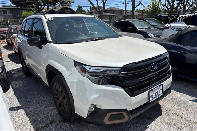2025 Subaru Forester Sport's photo