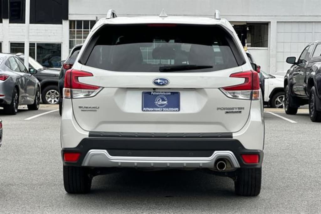 Used 2023 Subaru Forester Touring