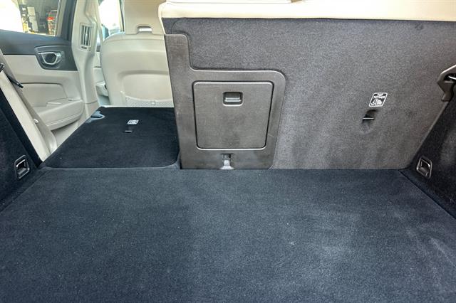 2023 Volvo XC60 Plus - Photo 15