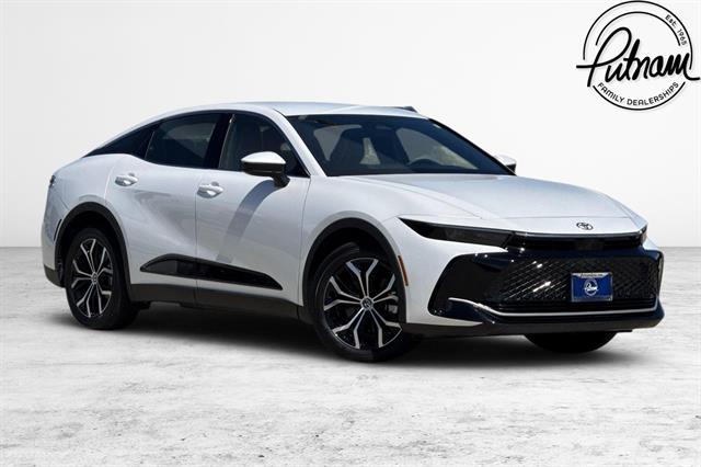 2023 Toyota Crown XLE AWD's photo
