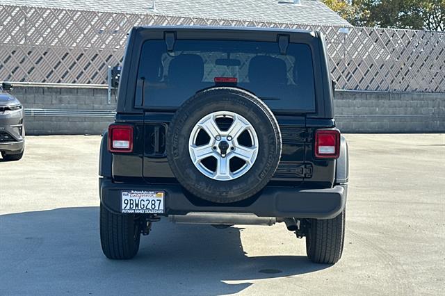 2021 Jeep Wrangler Anniversary Edition photo 4