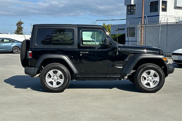 2021 Jeep Wrangler Anniversary Edition photo 2