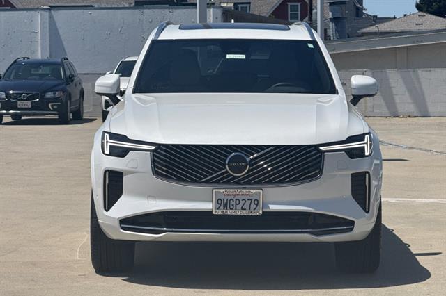 2026 Volvo XC90 Plus - Photo 8