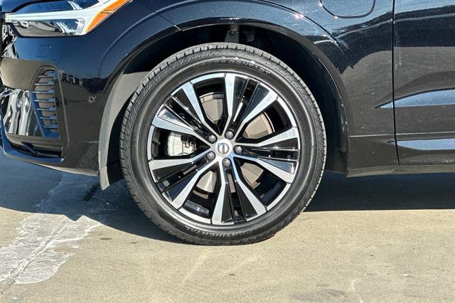 2023 Volvo XC60 Plus - Photo 31