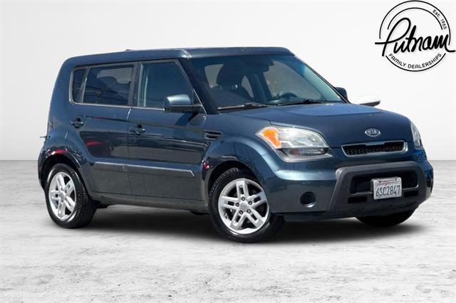 Used 2011 Kia Soul Base with VIN KNDJT2A20B7284795 for sale in Burlingame, CA