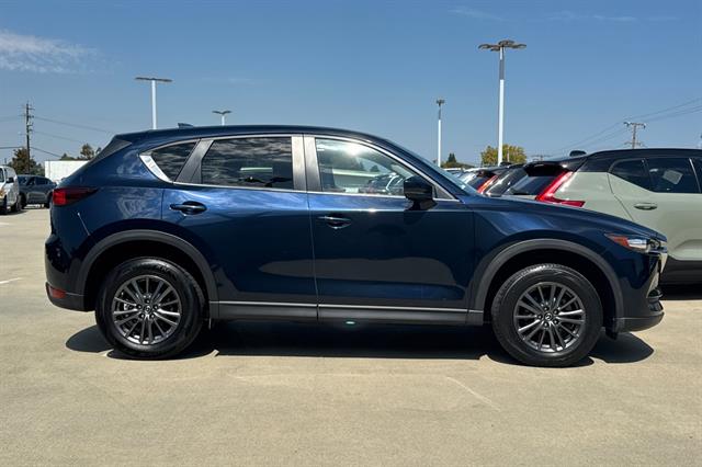 2019 Mazda CX-5 Touring photo 2