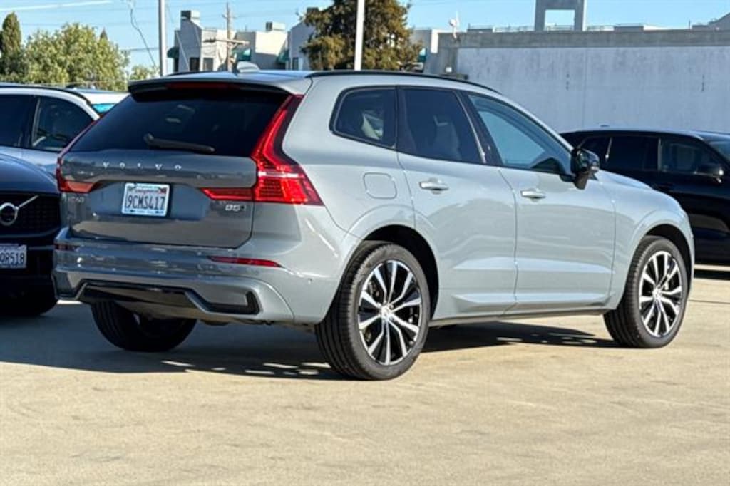 Certified 2023 Volvo XC60 B5 Plus Dark Theme