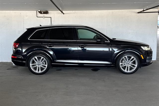 Used 2018 Audi Q7 Prestige with VIN WA1VAAF78JD019073 for sale in Burlingame, CA
