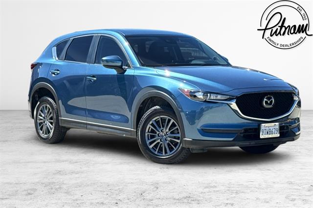 2020 Mazda CX-5 Touring Auto's photo