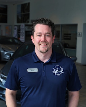 Staff member Seth Pagel from ID_2ac1f2