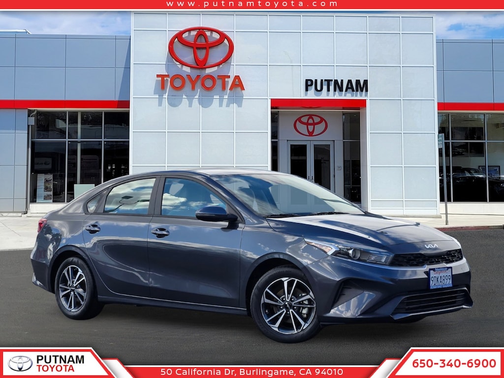 Used 2023 Kia Forte LXS Sedan