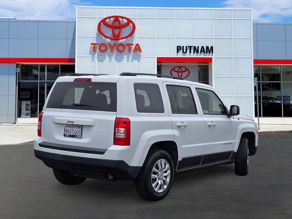 Used 2016 Jeep Patriot Sport FWD SUV