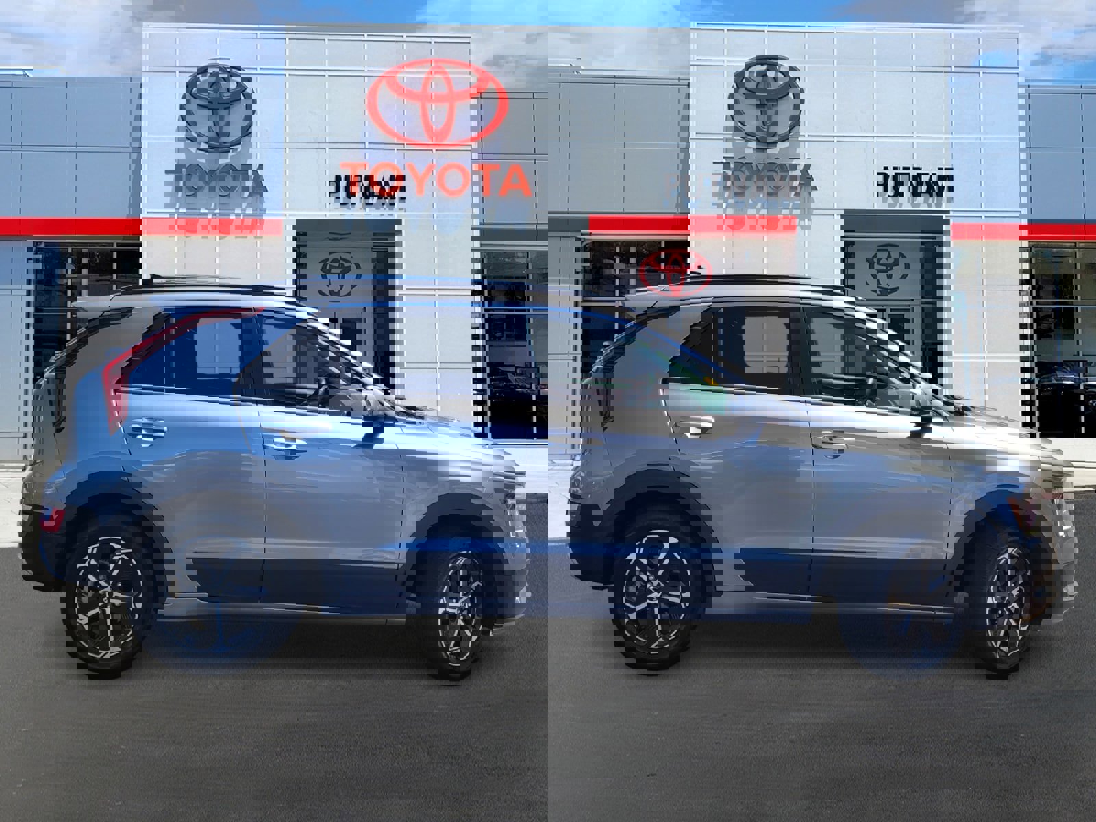 2023 Kia Niro EX photo 3