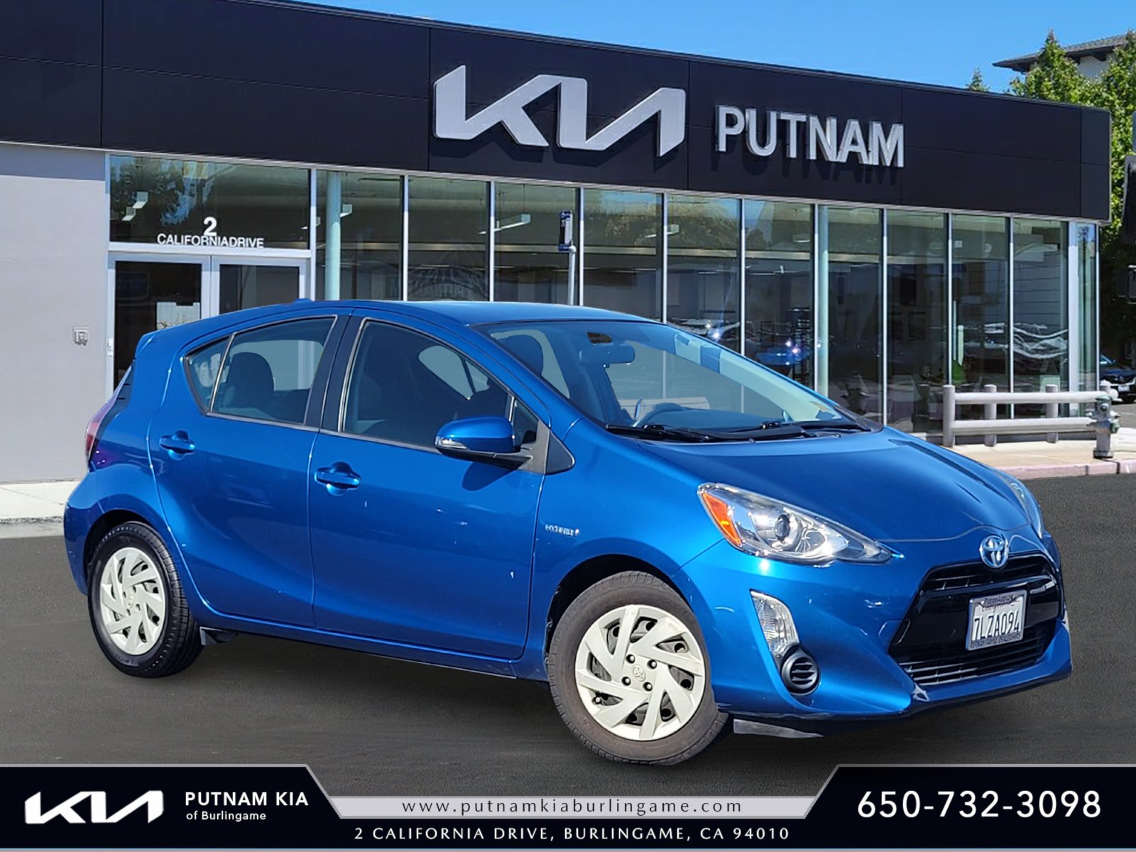 2015 Toyota Prius c Two