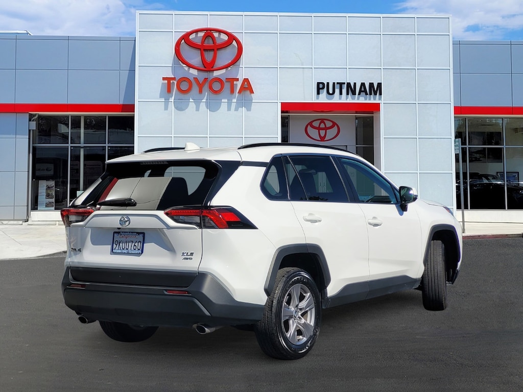 Used 2024 Toyota RAV4 XLE SUV