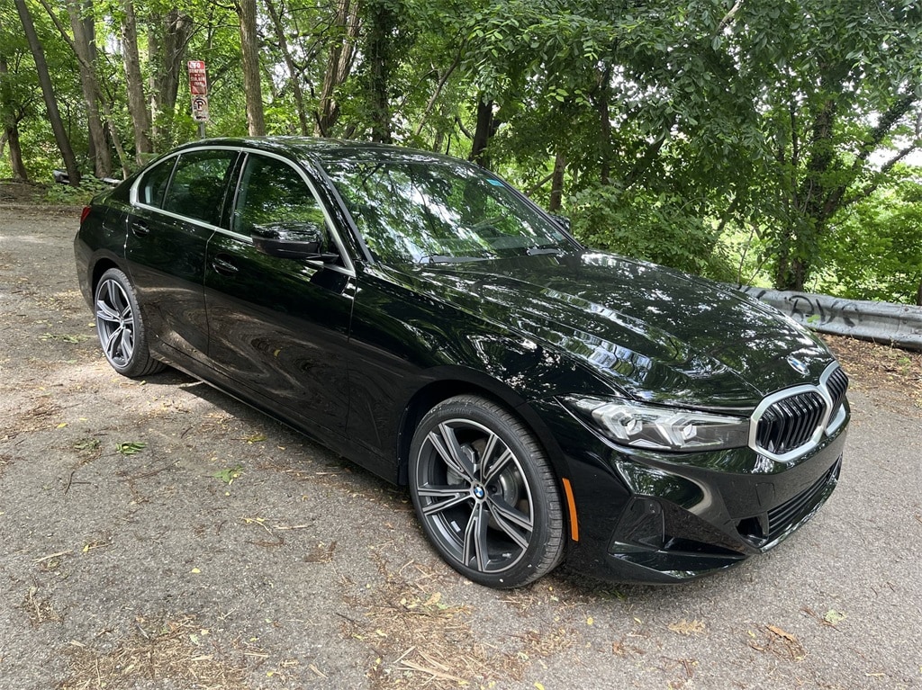 Used 2024 BMW 3 Series 330i with VIN 3MW89FF07R8E69363 for sale in Pittsburgh, PA