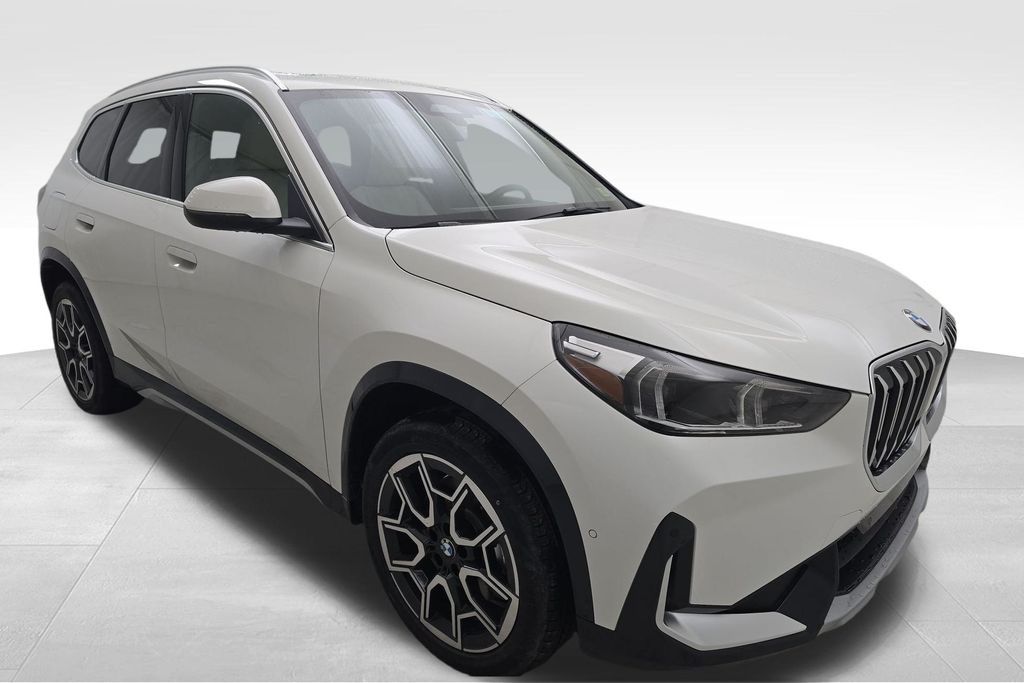 Used 2025 BMW X1 28i with VIN WBX73EF06S5189546 for sale in Pittsburgh, PA