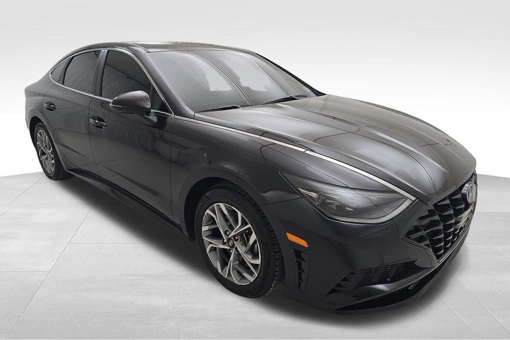 2023 Hyundai Sonata SEL photo 2