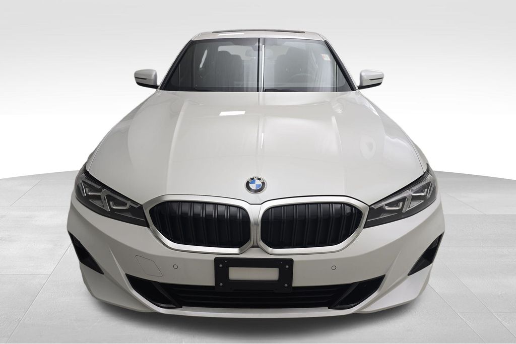 2024 Bmw 330i xDrive Sedan photo 3